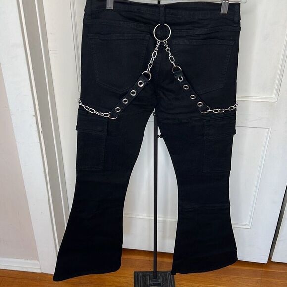 Hot Topic Chain Cargo Flare Leg Jeans Black Size 32 Goth Punk - Picture 5 of 7